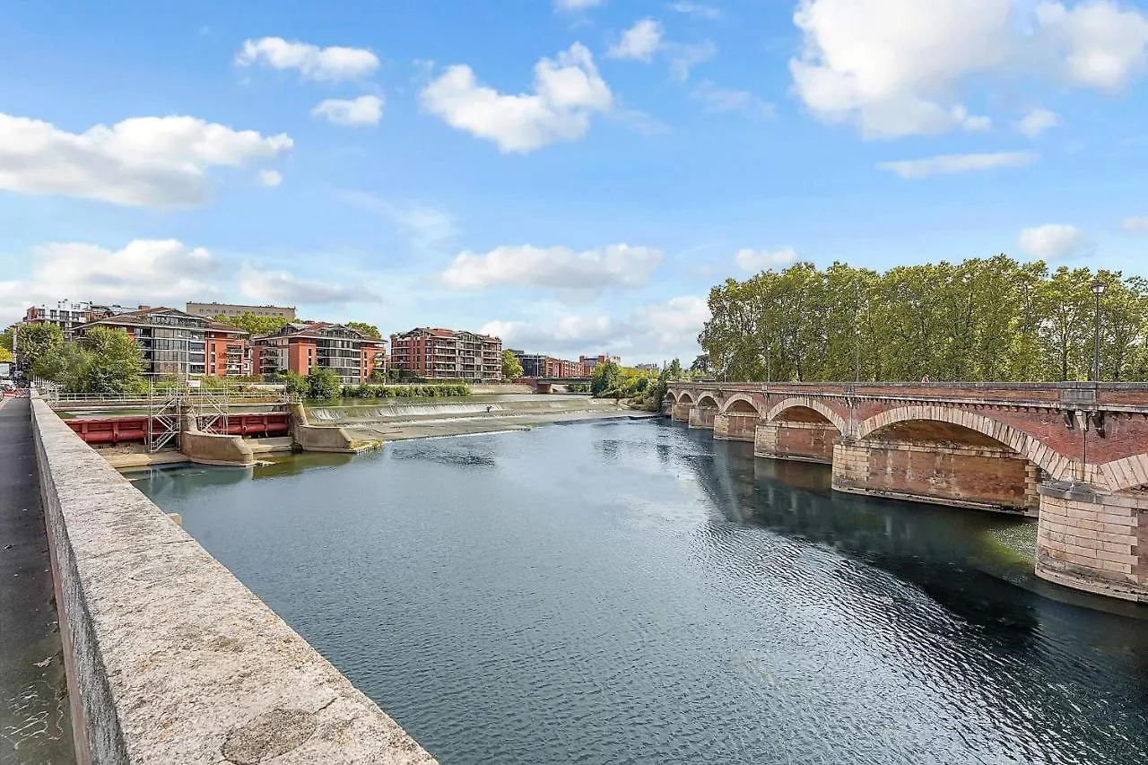 Getaway For 2 Beautiful Studio Near The Garonne Toulouse